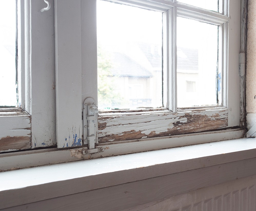 windows in new jersey showing signs of needing replacement